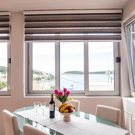Apartment Jelka- Center Of Hvar Town Exterior foto
