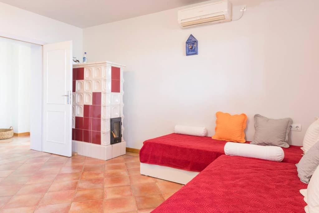 Jelka- Center Of Apartment Hvar Town